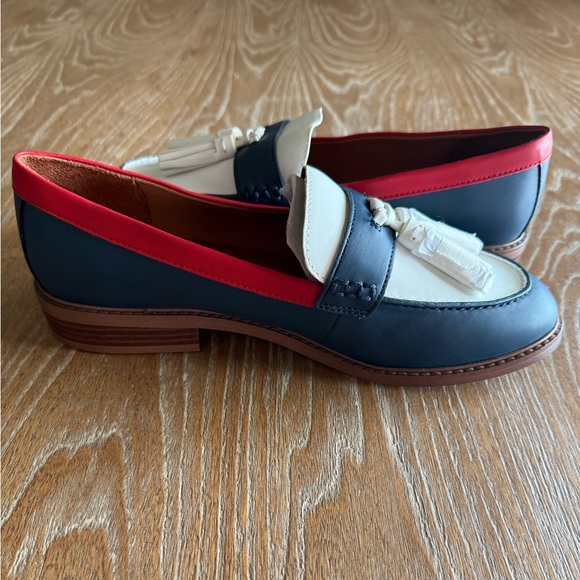 NWOT FRANCO SARTO Carolyn Patriotic Loafers Red Blue White Women’s Size 8.5W - Picture 11 of 13